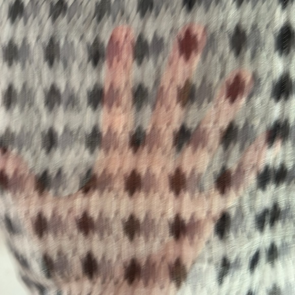 ARMANI Patterned Sleeveless Top Ruffles- medium - Picture 6 of 6